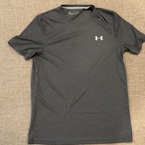 Under Armour Men's Charcoal Gray Short Sleeve Tee